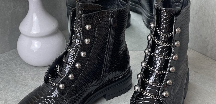 SCHUHE