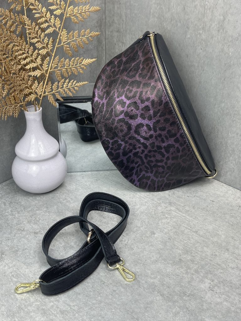 Marco Moda Leopard Bauchtasche lila schwarz Leder