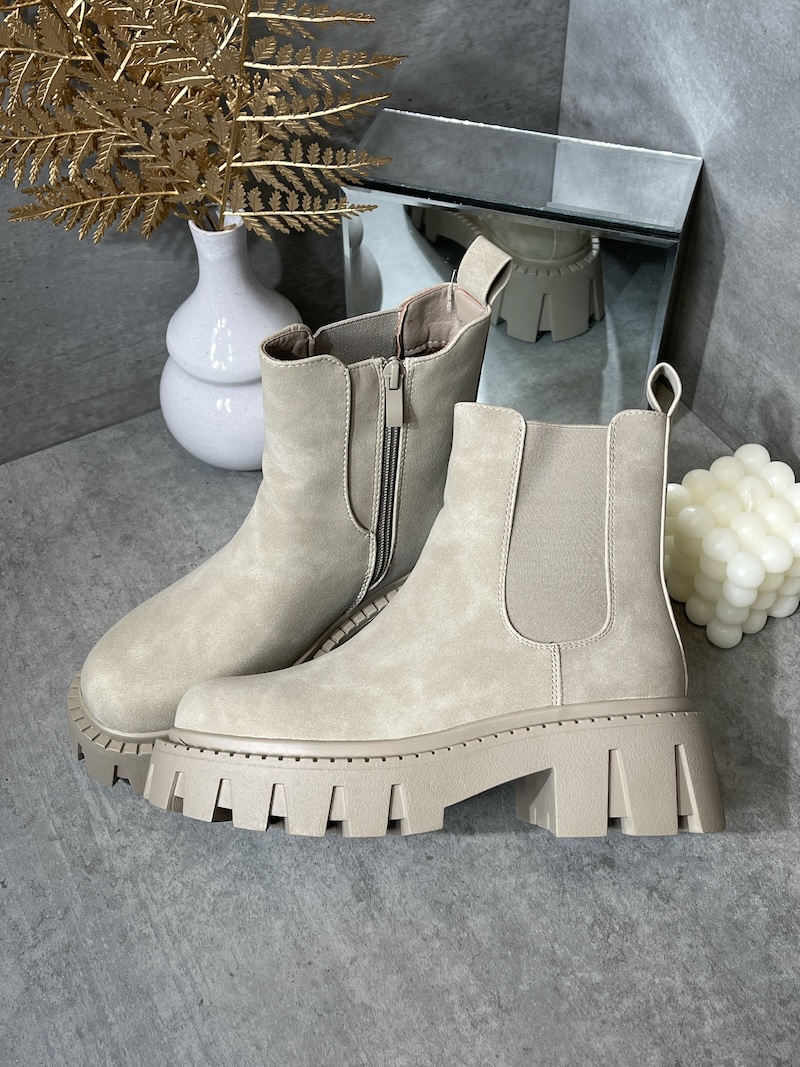 Chunky Boots in Beige – Marco Moda
