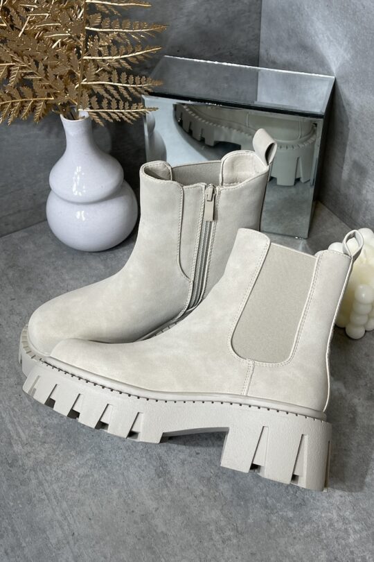 Chunky Boots in Creme – Marco Moda