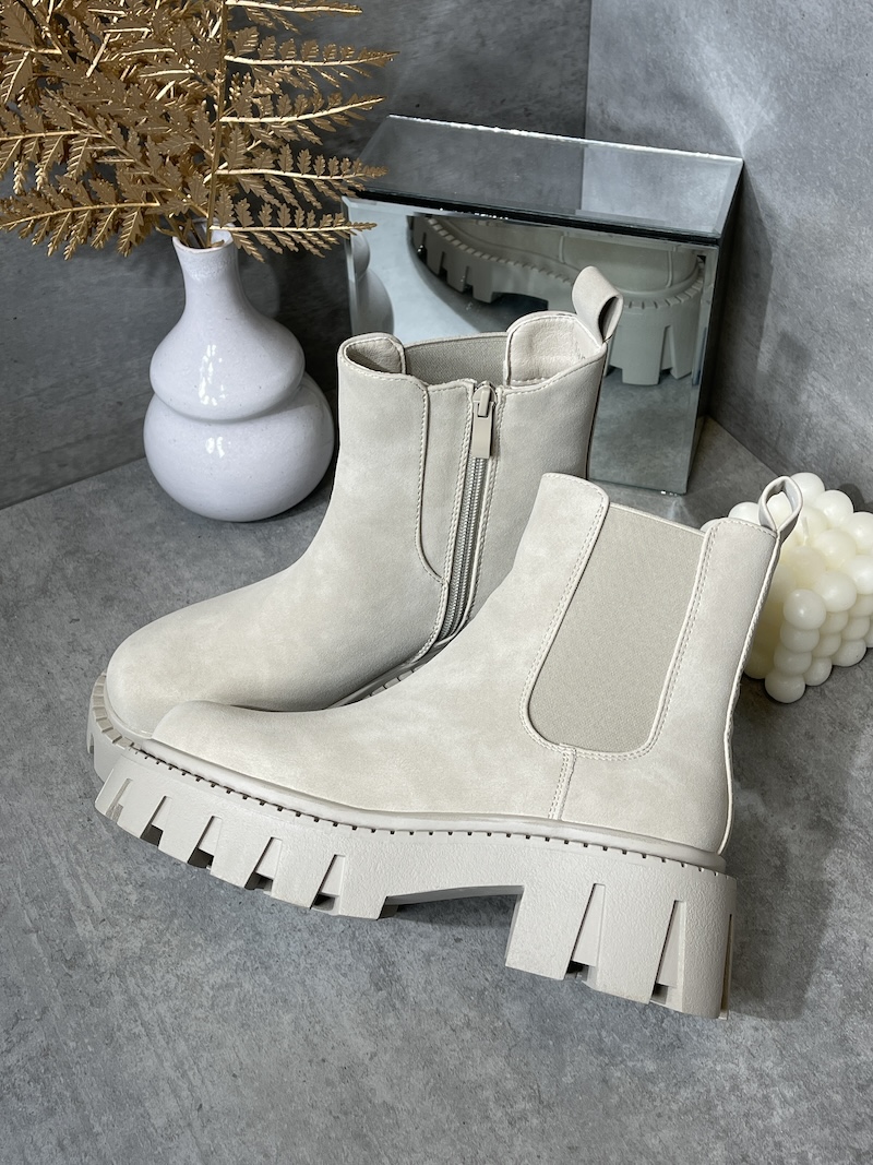 Chunky Boots in Creme – Marco Moda