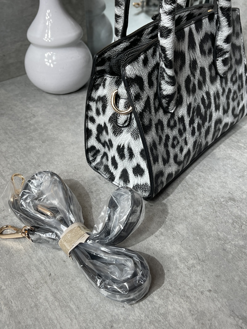 Marco Moda Modische weiße Handtasche mit Animal Print für Damen
